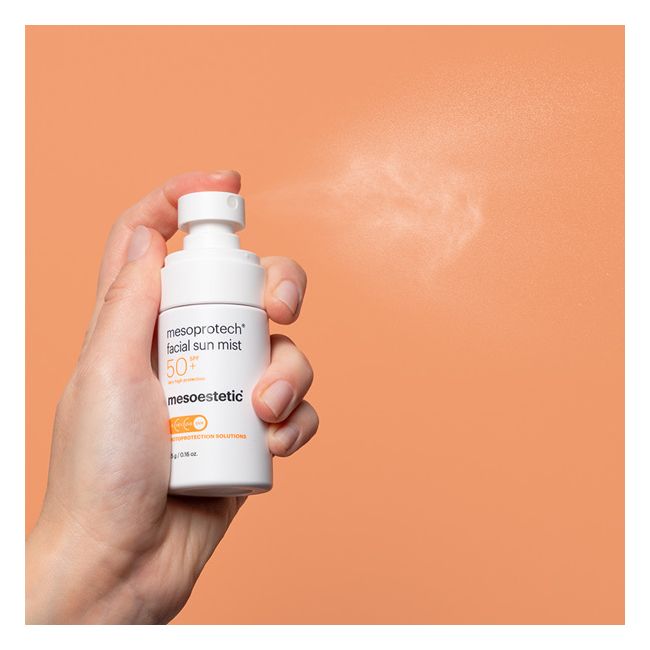 Brume solaire anti-âge pour le visage SPF 50+ | Mesoprotech Facial Sun Mist